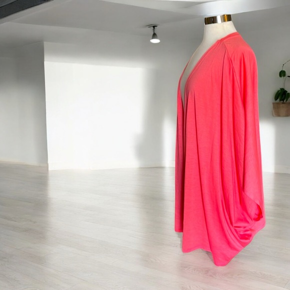Avenue Coral Open Front Batwing Lightweight Cardigan - Picture 12 of 16